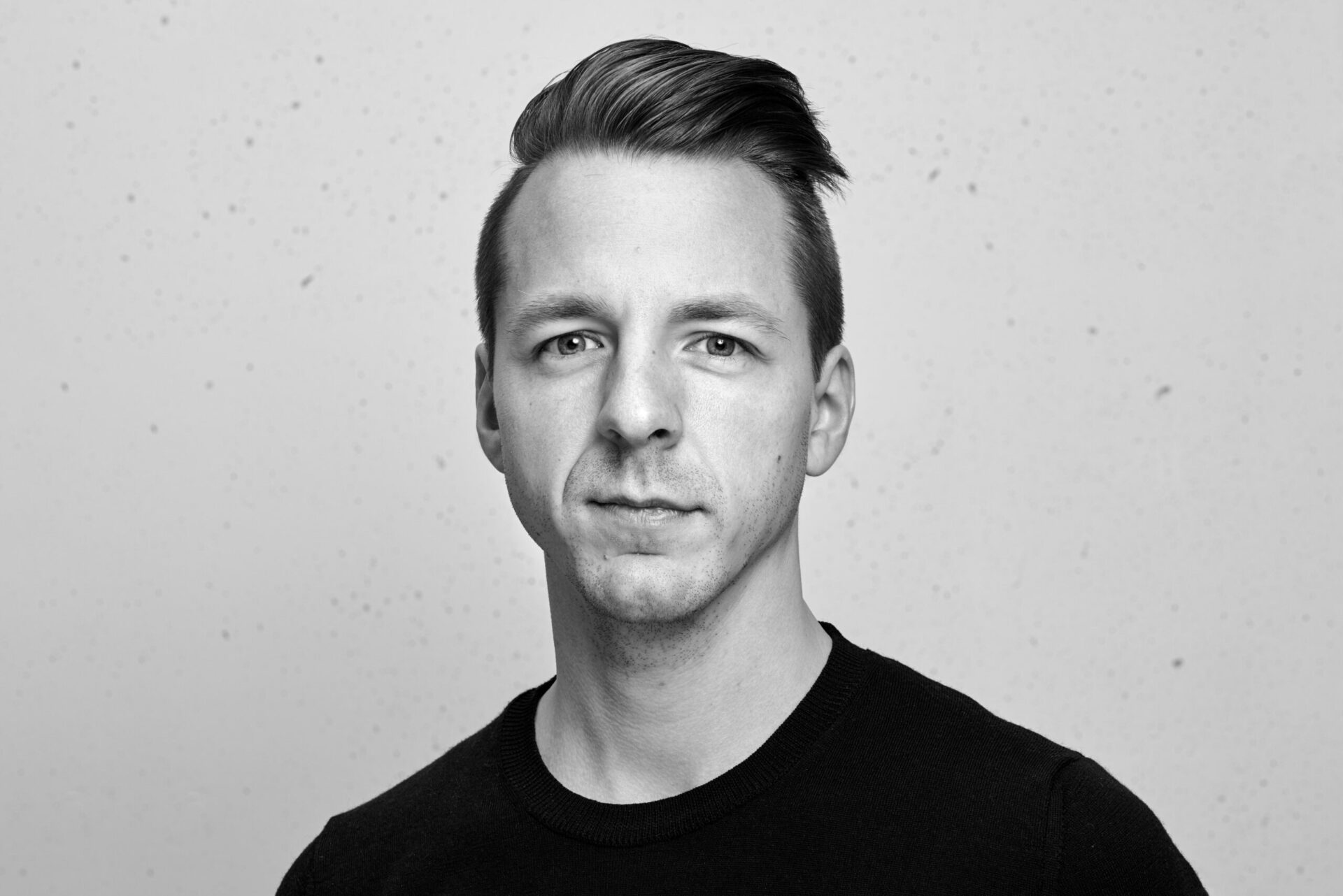 Portrettbilde av Mikael Olsson.