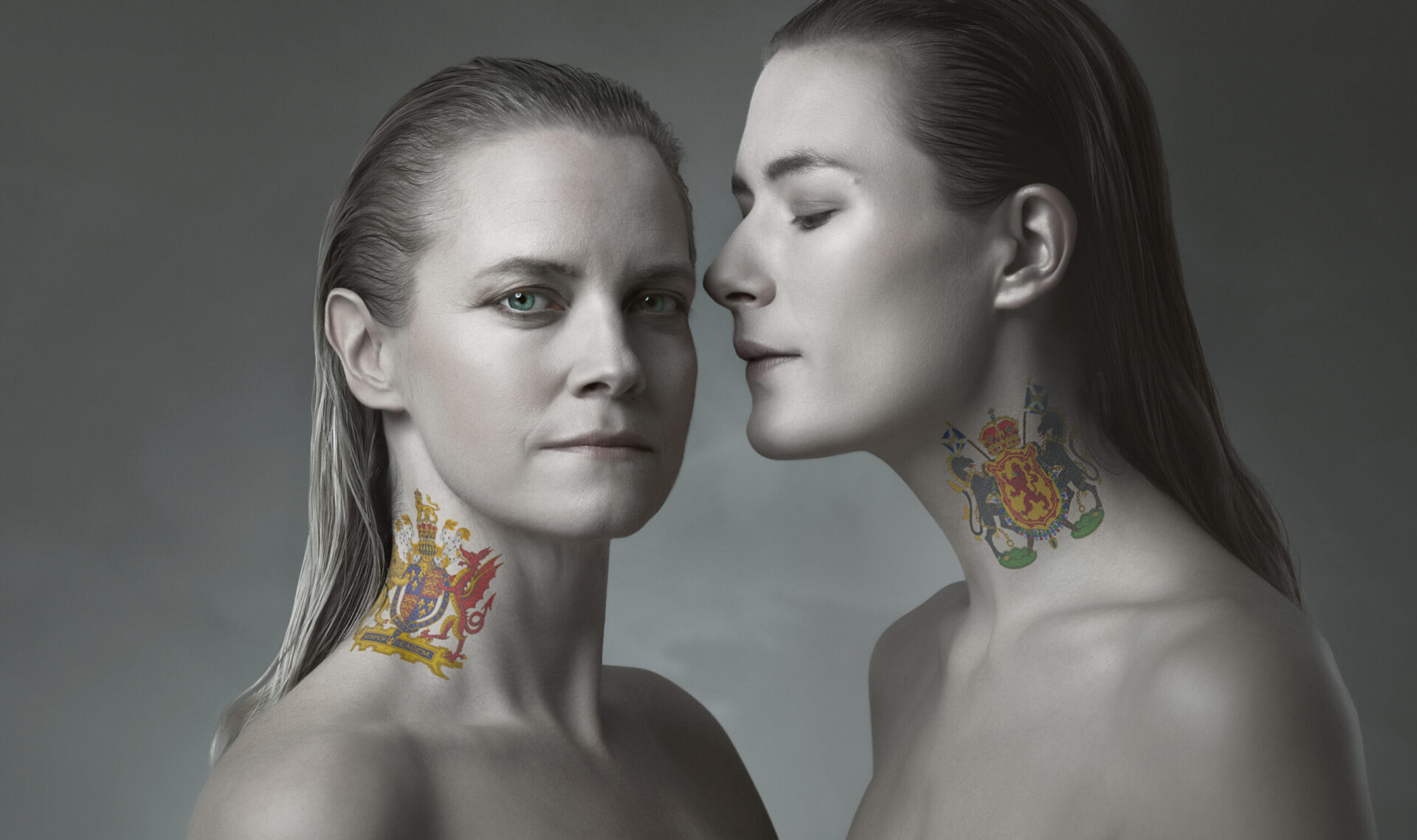 Plakatfoto med Nina Ellen Ødegård og Helga Guren