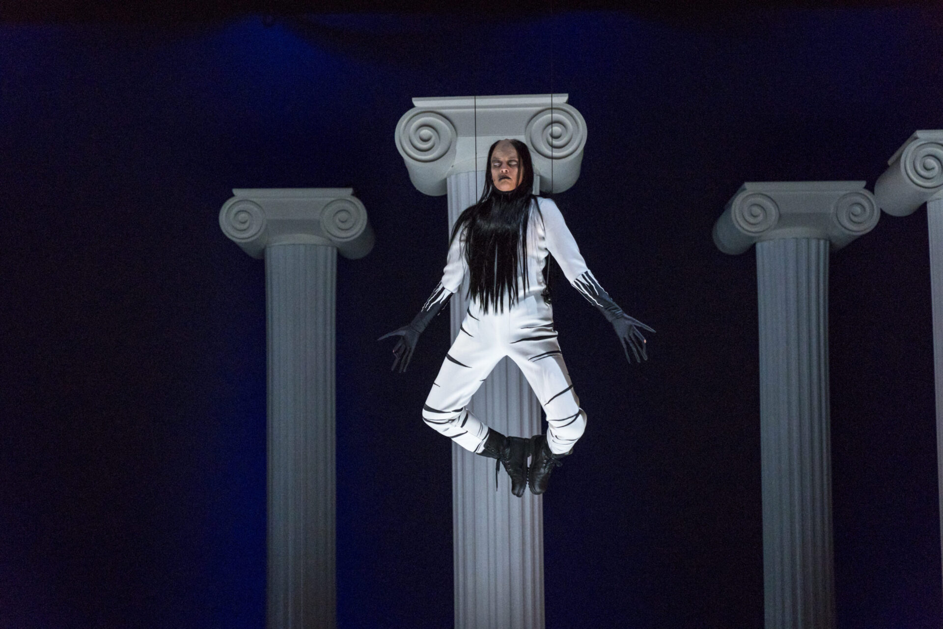 Nina Ellen Ødegård som Puk