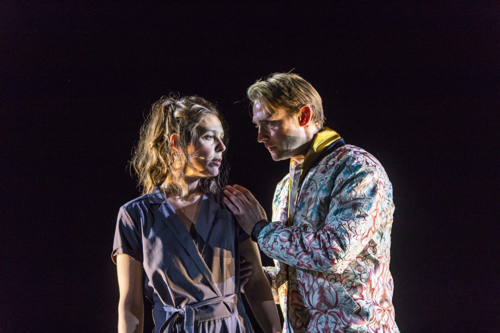 Ingrid Rusten og Lars Berge i forestillingen En midtsommernattsdrøm