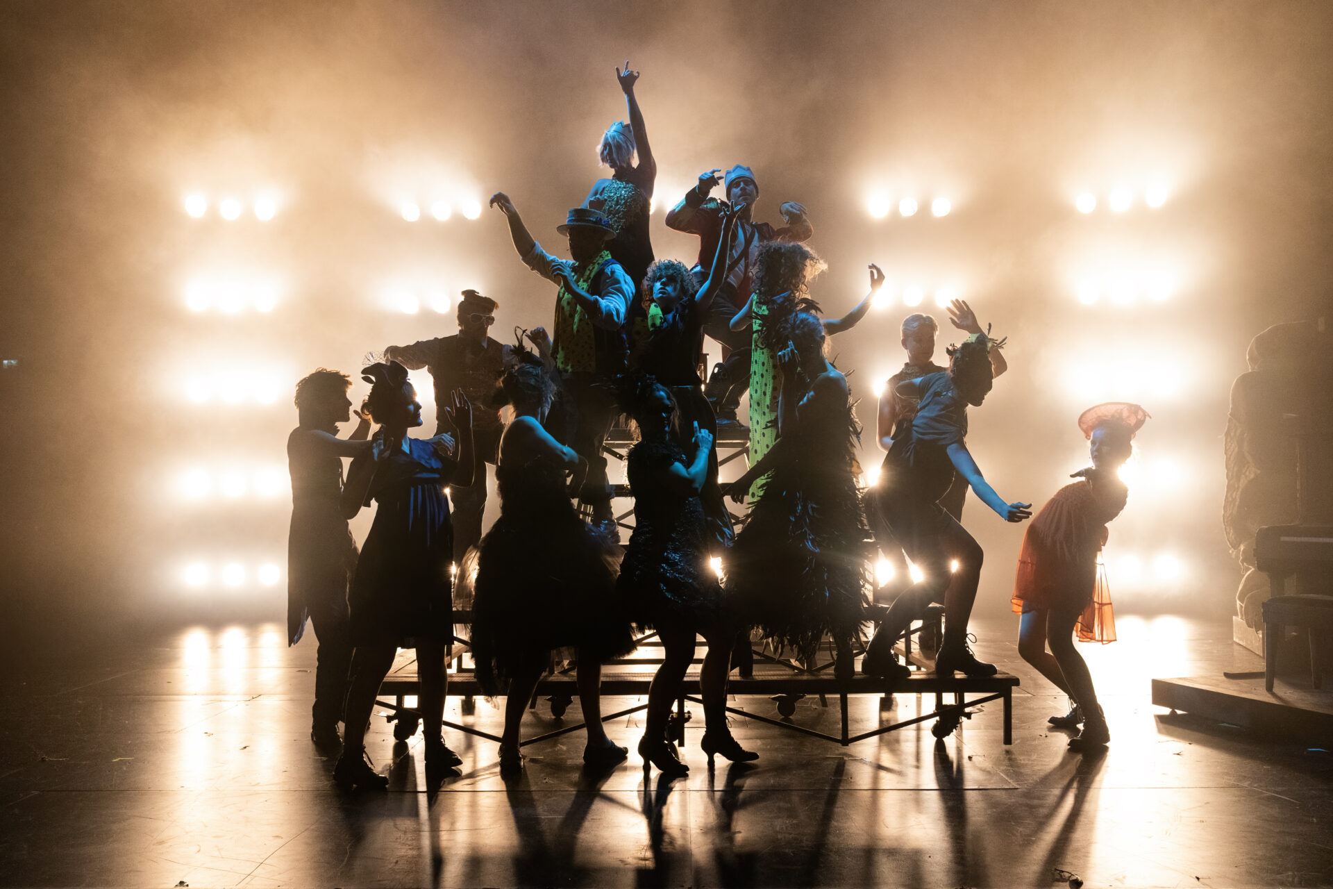 Mange dansende mennesker