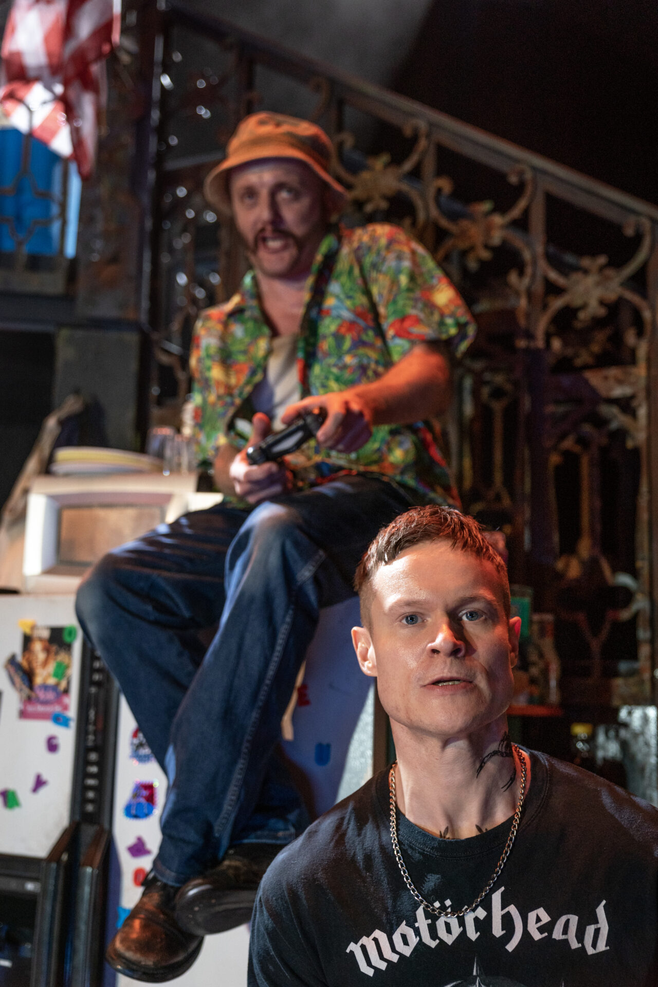 To menn spiller dataspill